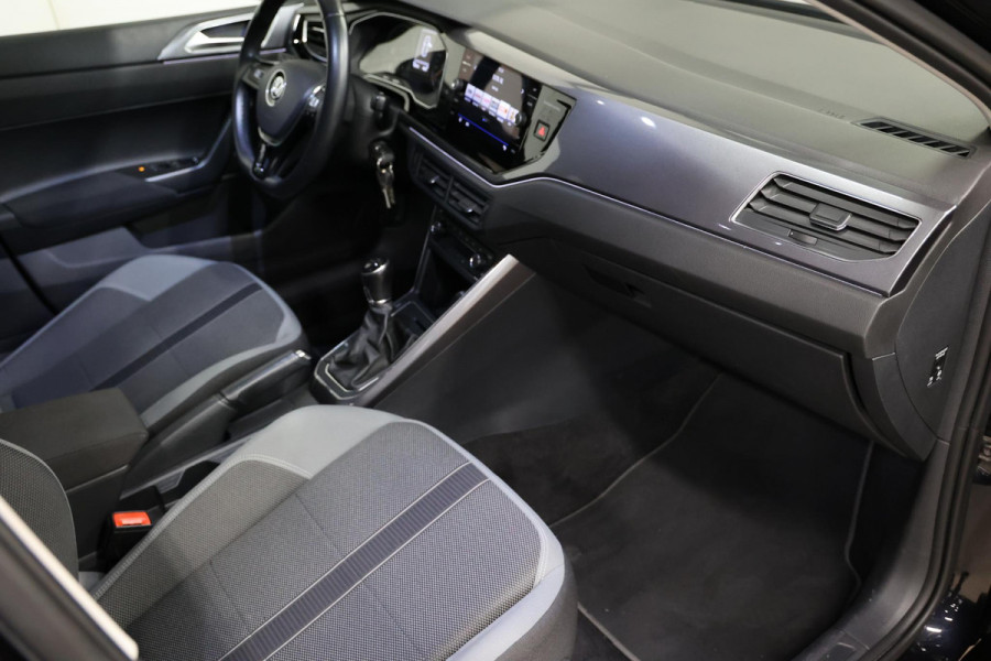 Volkswagen Polo 1.0 TSI PDC APPLE CARPLAY CLIMATE CONTROL