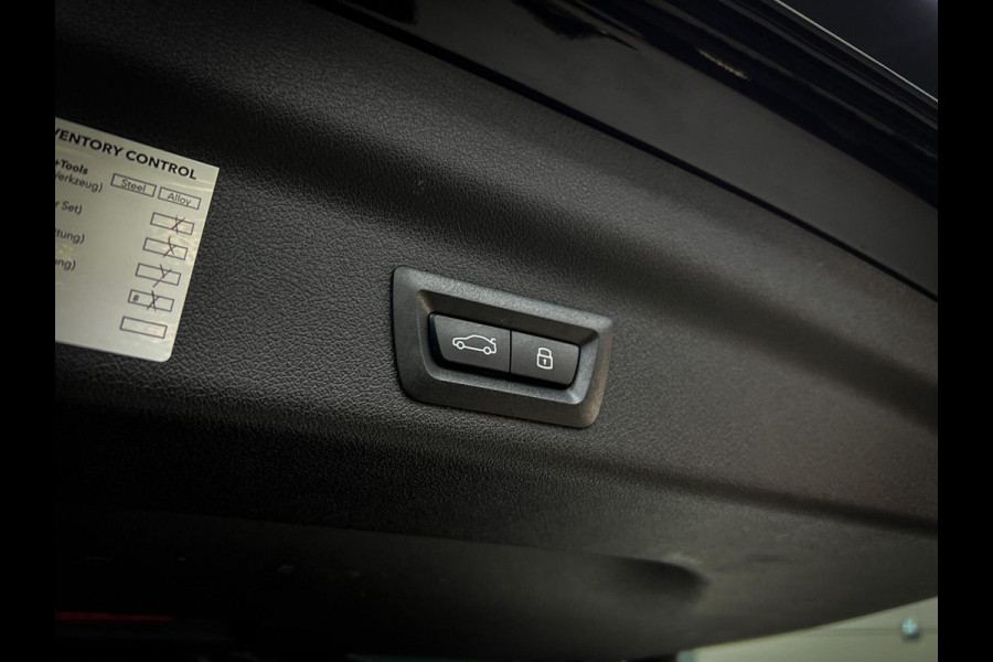 BMW X1 sDrive20i M-Sport Pro | Lane | Pano | Trekhaak