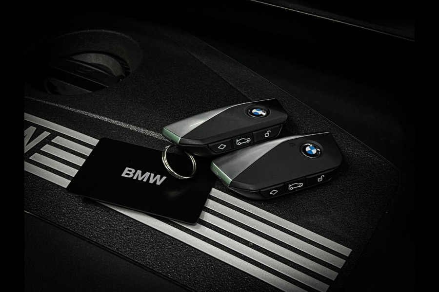BMW X1 sDrive20i M-Sport Pro | Lane | Pano | Trekhaak