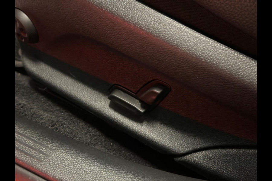 Mercedes-Benz C-Klasse 200 AMG|PANO|SFEER|CAM|BOMVOL!