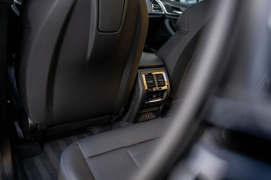 BMW X3 xDrive30e M-Sport ACC M-Stoelen Laser Panorama VOL