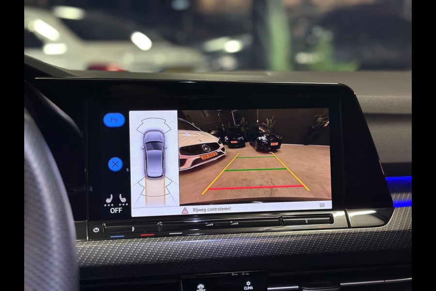 Volkswagen Golf 2.0 TSI 4Motion R|PANO|AKRA|BOMVOL!