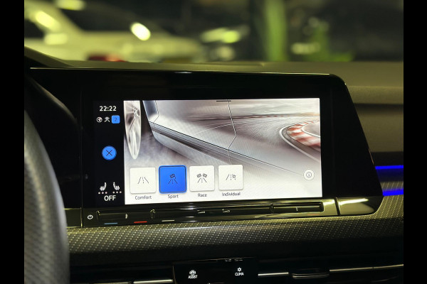 Volkswagen Golf 2.0 TSI 4Motion R|PANO|AKRA|BOMVOL!