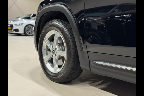 Mercedes-Benz Glb 200 Premium Plus, Pano, Widescreen, Ambiënte Light, 360 Cam, Voll Led, Cruise, Multistuur, Voll Onderhoud