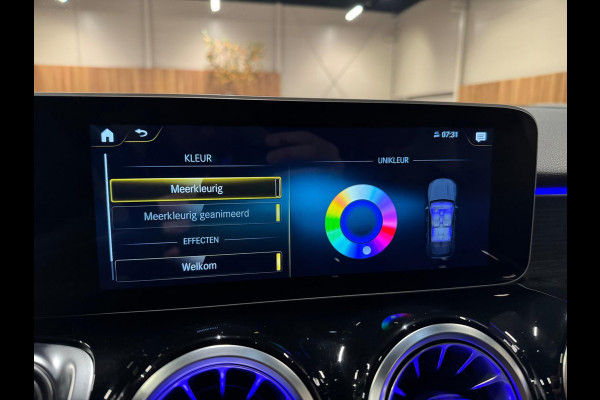 Mercedes-Benz Glb 200 Premium Plus, Pano, Widescreen, Ambiënte Light, 360 Cam, Voll Led, Cruise, Multistuur, Voll Onderhoud