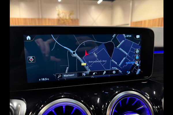 Mercedes-Benz Glb 200 Premium Plus, Pano, Widescreen, Ambiënte Light, 360 Cam, Voll Led, Cruise, Multistuur, Voll Onderhoud