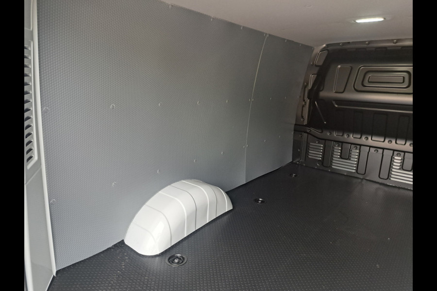 Maxus eDeliver 3 LWB 50,2 kWh L2 Lang Autm. Cruise control Achteruitrijcamera Airco Sportvelgen