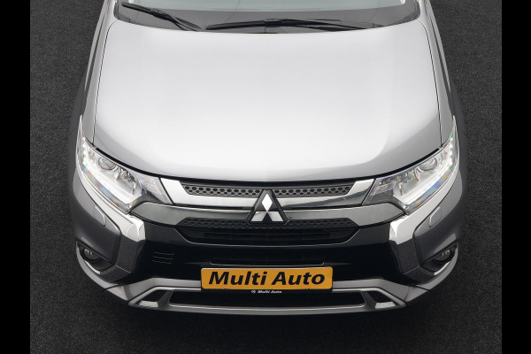 Mitsubishi Outlander 2.4 Pure Plug In Hybrid 225pk Dealer O.H. PHEV | Apple Carplay | Camera | Sportstoelen Verwarmd | Keyless | Cruise Control | DAB |