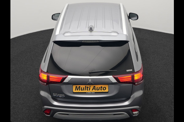 Mitsubishi Outlander 2.4 Pure Plug In Hybrid 225pk Dealer O.H. PHEV | Apple Carplay | Camera | Sportstoelen Verwarmd | Keyless | Cruise Control | DAB |