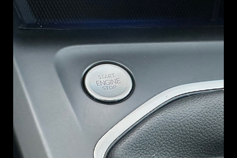 Volkswagen GOLF Variant 1.5 TSI R-Line Sfeerver/Virtual/18 inch