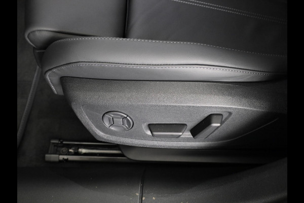 Audi A6 Avant S edition e-hybrid 299 pk | Techniekpakket plus | MMi experience pro | Elektrische stoelen | Privacy glas |