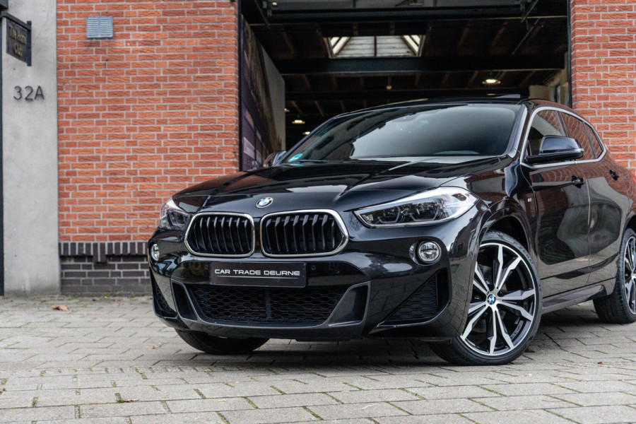 BMW X2 sDrive20i High Executive M-Sport Pano / HUD / Cruise