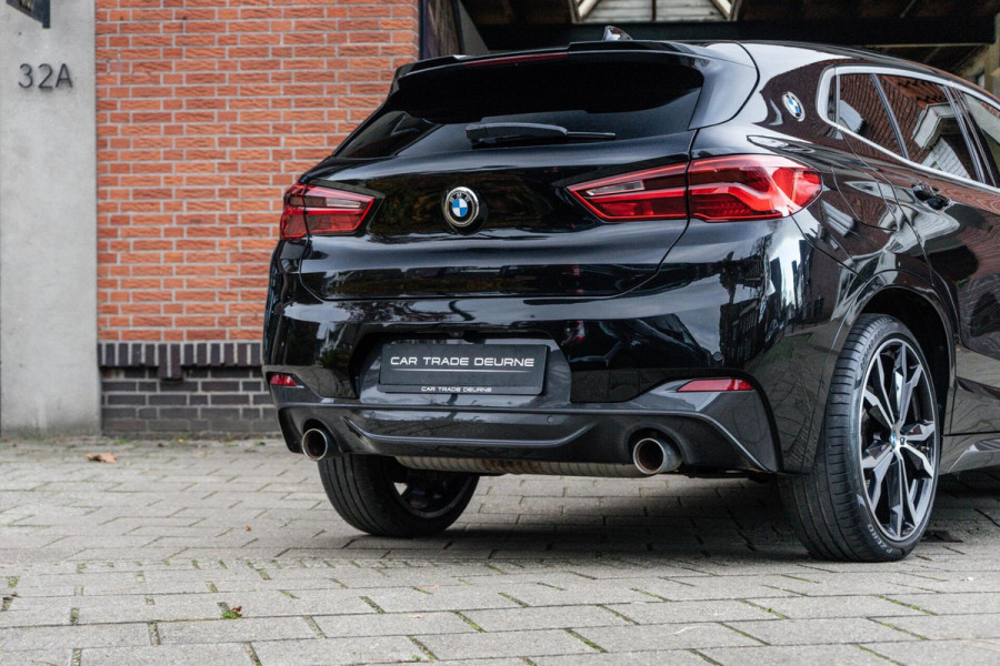 BMW X2 sDrive20i High Executive M-Sport Pano / HUD / Cruise