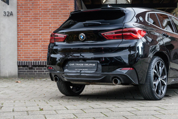 BMW X2 sDrive20i High Executive M-Sport Pano / HUD / Cruise