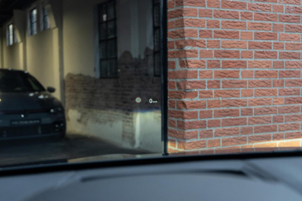 BMW X2 sDrive20i High Executive M-Sport Pano / HUD / Cruise