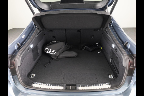 Audi A5 Limousine S edition 2.0 TFSI e 299 PK | Elektrische stoelen | Privacy glas | Optiek pakket zwart plus | 19'' velgen |
