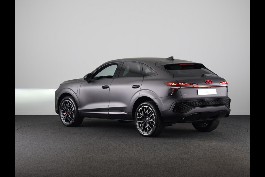 Audi Q3 Sportback S edition e-hybrid 200 kW / 272 PK Sportback | Techniekpakket pro | OLED achterlichten | 20'' velgen | Matrix LED koplampen |
