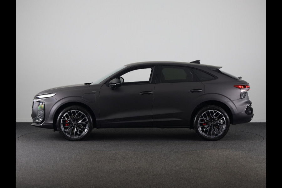 Audi Q3 Sportback S edition e-hybrid 200 kW / 272 PK Sportback | Techniekpakket pro | OLED achterlichten | 20'' velgen | Matrix LED koplampen |