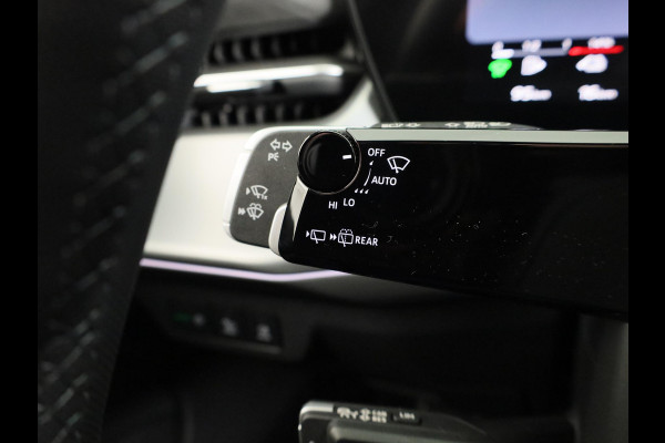 Audi Q3 Sportback S edition e-hybrid 200 kW / 272 PK Sportback | Techniekpakket pro | OLED achterlichten | 20'' velgen | Matrix LED koplampen |