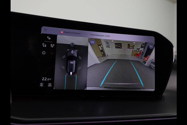 Audi Q3 Sportback S edition e-hybrid 200 kW / 272 PK Sportback | Techniekpakket pro | OLED achterlichten | 20'' velgen | Matrix LED koplampen |