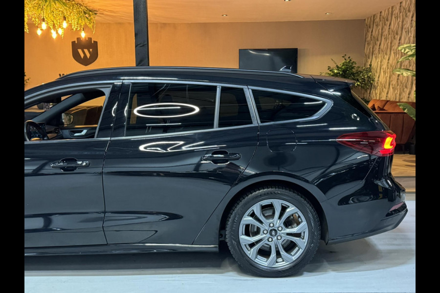 Ford FOCUS Wagon 1.0 EcoBoost Mild-Hybrid ST Line Garantie Carplay StuurVW StoelVW Cruise Clima Navi Lane Led Dab Rijklaar