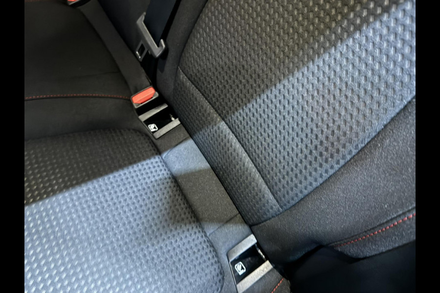 Ford FOCUS Wagon 1.0 EcoBoost Mild-Hybrid ST Line Garantie Carplay StuurVW StoelVW Cruise Clima Navi Lane Led Dab Rijklaar