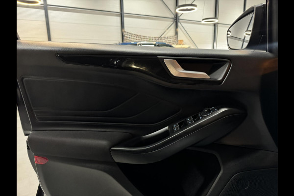 Ford FOCUS Wagon 1.0 EcoBoost Mild-Hybrid ST Line Garantie Carplay StuurVW StoelVW Cruise Clima Navi Lane Led Dab Rijklaar