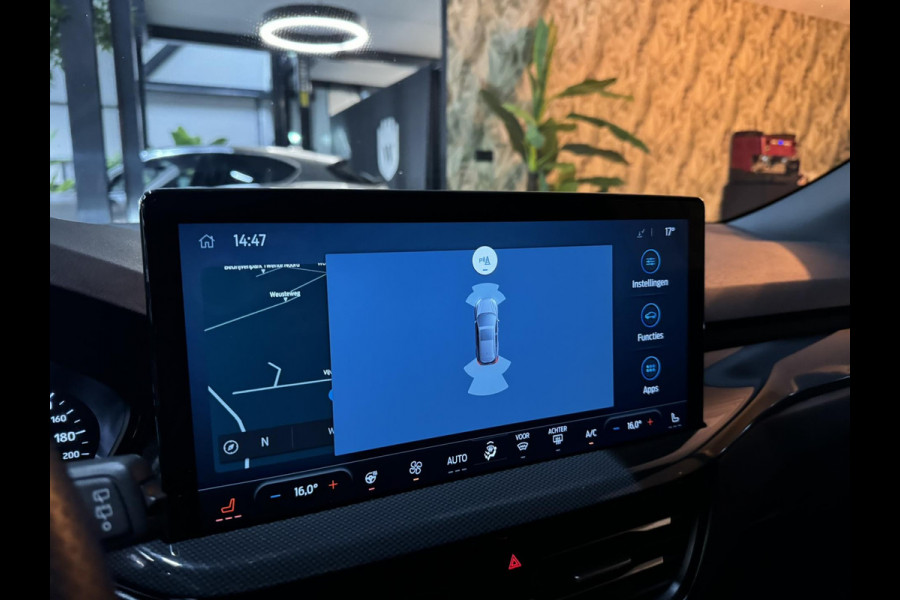 Ford FOCUS Wagon 1.0 EcoBoost Mild-Hybrid ST Line Garantie Carplay StuurVW StoelVW Cruise Clima Navi Lane Led Dab Rijklaar