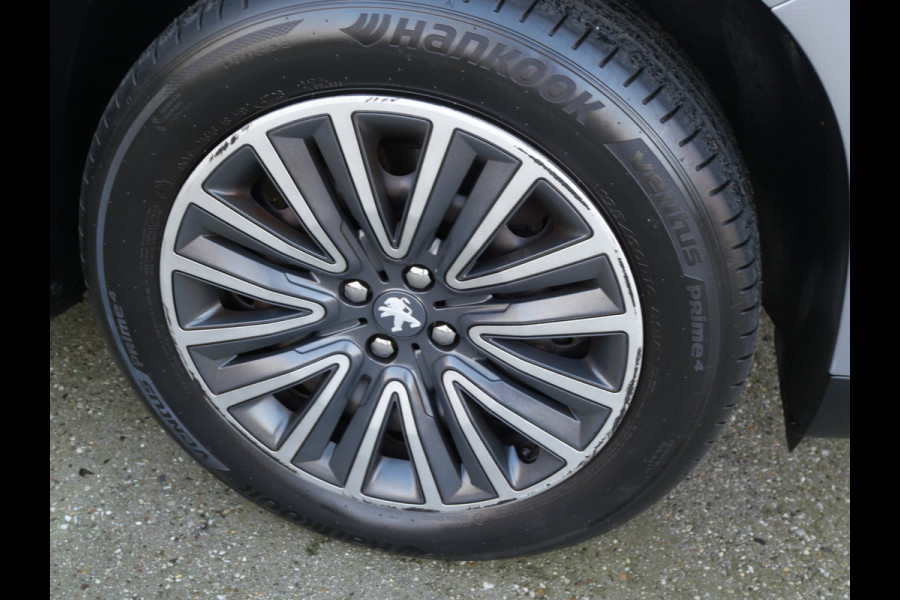 Peugeot 2008 1.2 PURETECH BLUE LION | PANO | CARPLAY | NAVIGATIE | 110 PK | NL-AUTO!!