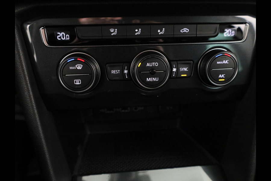 Volkswagen Tiguan 1.5 TSI ACT Comfortline Automaat (DSG) | Navigatie | Parkeersensoren | Adaptieve cruise control | Carplay |