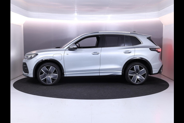 Volkswagen Tiguan R-Line-Edition 1.5 eHybrid 200 kW / 272 pk SUV 6 v