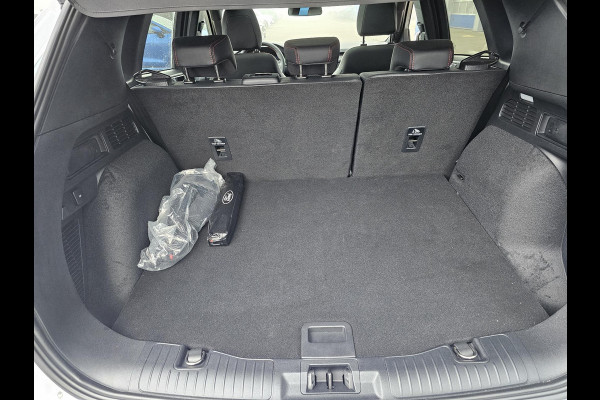 Ford Kuga 2.5 FHEV ST-Line X |190pk | Driver Assistance Pack | Winterpack | Panoramadak | Technology Pack | Geen Stekker nodig | All Season banden | Head up display etc.