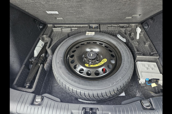 Ford Kuga 2.5 FHEV ST-Line X |190pk | Driver Assistance Pack | Winterpack | Panoramadak | Technology Pack | Geen Stekker nodig | All Season banden | Head up display etc.