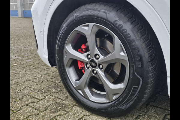 Ford Kuga 2.5 FHEV ST-Line X |190pk | Driver Assistance Pack | Winterpack | Panoramadak | Technology Pack | Geen Stekker nodig | All Season banden | Head up display etc.