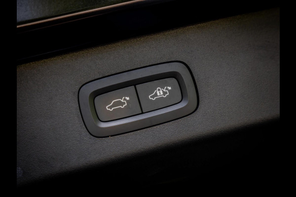 Lynk & Co 01 1.5 Plug-In Hybrid 262pk BLACKED OUT