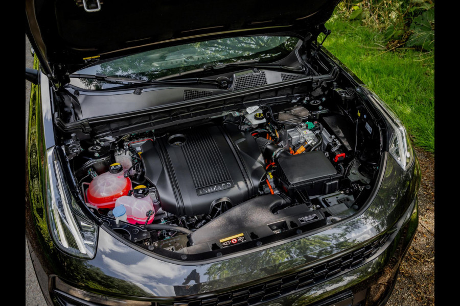 Lynk & Co 01 1.5 Plug-In Hybrid 262pk BLACKED OUT