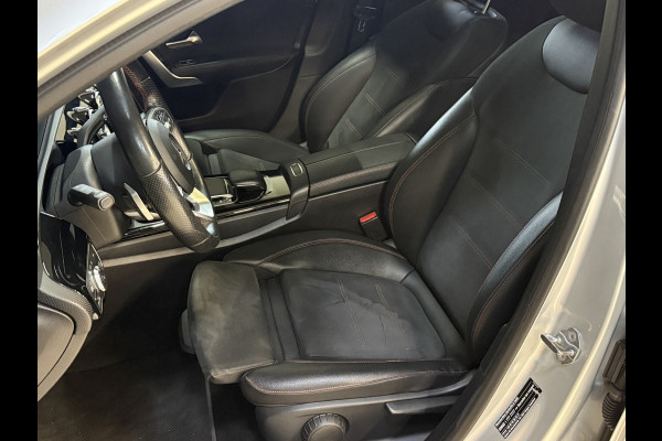 Mercedes-Benz A-Klasse 220 4MATIC Premium | Panoramadak | Sfeerverlichting | Camera