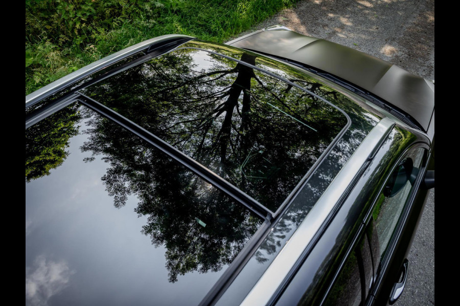 Lynk & Co 01 1.5 Plug-In Hybrid 262pk | Matt Grey | Blacked Out