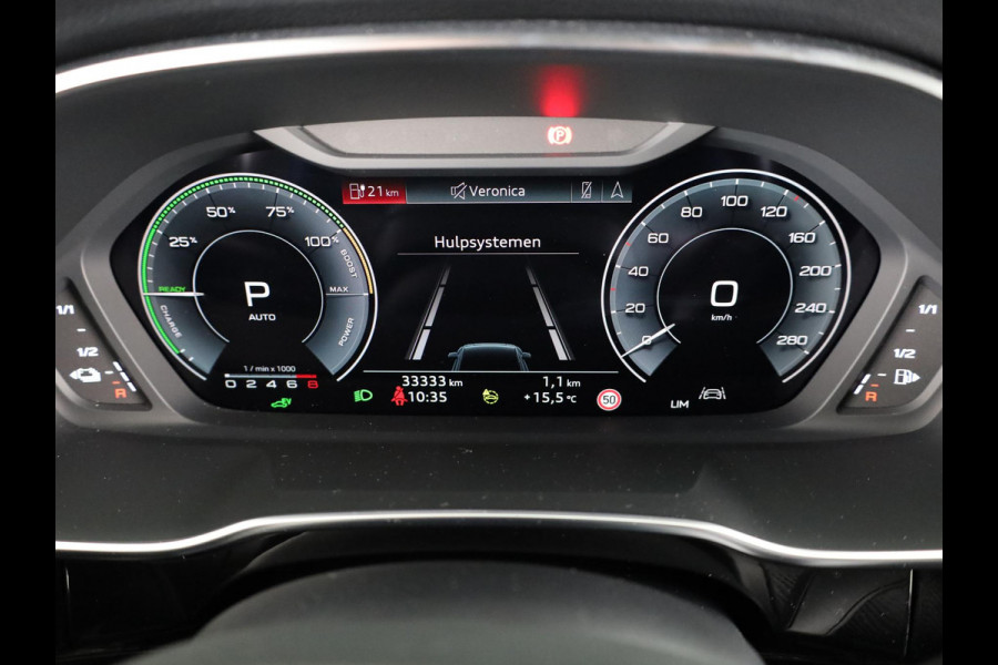 Audi Q3 Sportback 45 TFSI e S Edition 245 pk S-tronic | Navigatie | Panoramadak | Trekhaak (wegklapbaar) | Parkeersensoren | Achteruitrijcamera | Lichtmetalen velgen 20" | S-Line |