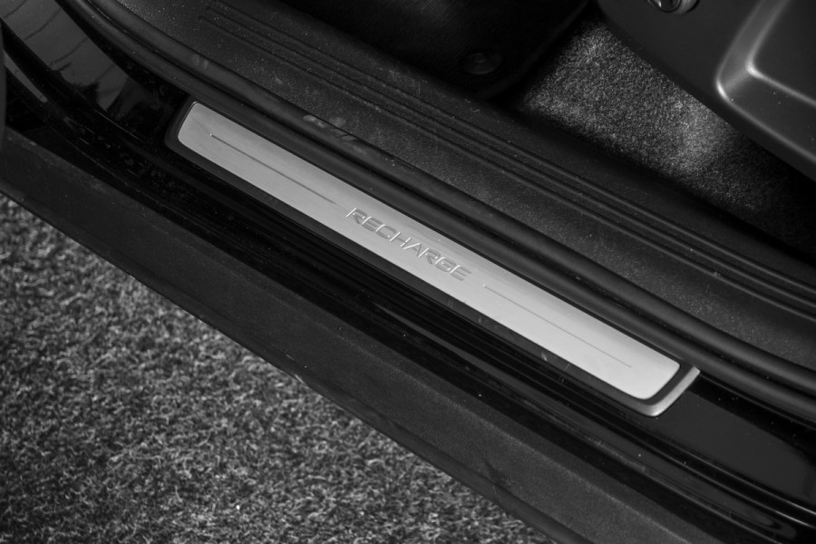 Volvo XC40 1.5 T4 Plug-in hybrid Inscription Expression | Elek. Trekhaak | Dig. Cockpit | Cruise | Stoel-+Stuurverw. | PDC | Camera | NAV + App. Connect | ECC | Elek. Klep | LM 18" | 1561