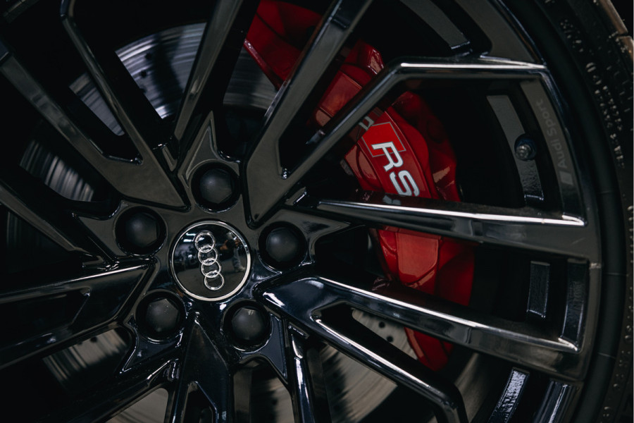 Audi RS4 Avant 2.9 TFSI RS4 quattro | ABT Motor Tuning | Pano | Stoelmassage | Carbon |