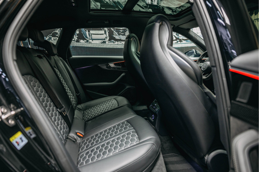 Audi RS4 Avant 2.9 TFSI RS4 quattro | ABT Motor Tuning | Pano | Stoelmassage | Carbon |