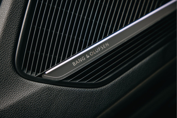 Audi RS4 Avant 2.9 TFSI RS4 quattro | ABT Motor Tuning | Pano | Stoelmassage | Carbon |