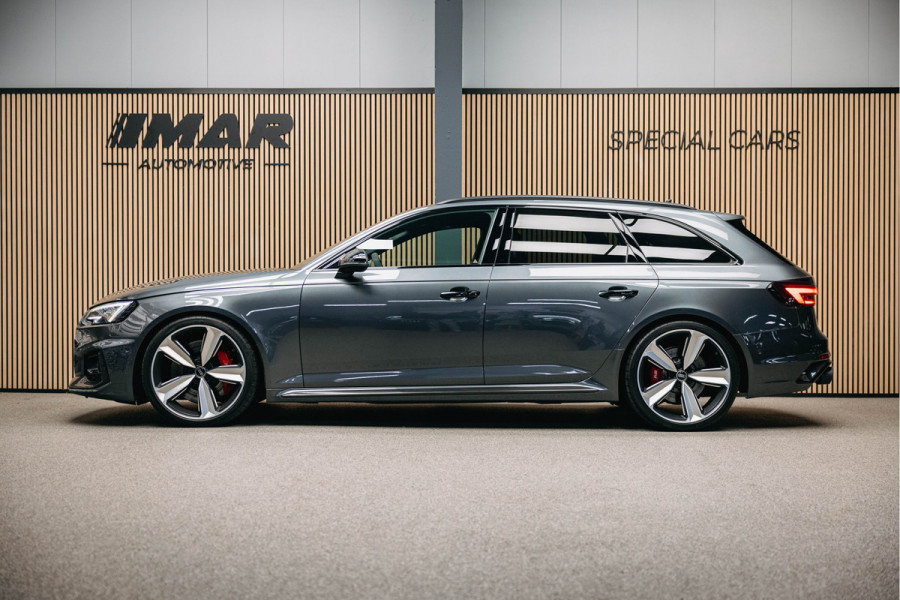 Audi RS4 2.9 TFSI RS 4 quattro | Full Carbon Pack | Alcantara | B&O | Sport util. | Dynamic plus.