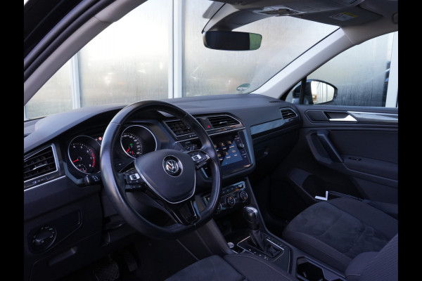 Volkswagen Tiguan 1.5 TSI ACT Comfortline Business | Navigatie | Adaptive Cruise | Stoelverwarming
