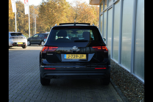 Volkswagen Tiguan 1.5 TSI ACT Comfortline Business | Navigatie | Adaptive Cruise | Stoelverwarming