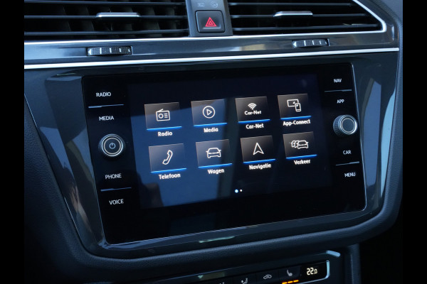 Volkswagen Tiguan 1.5 TSI ACT Comfortline Business | Navigatie | Adaptive Cruise | Stoelverwarming