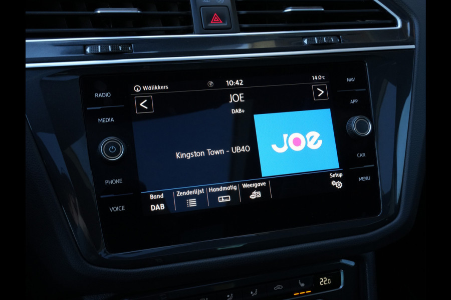 Volkswagen Tiguan 1.5 TSI ACT Comfortline Business | Navigatie | Adaptive Cruise | Stoelverwarming