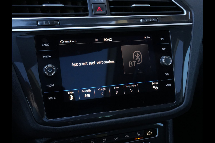 Volkswagen Tiguan 1.5 TSI ACT Comfortline Business | Navigatie | Adaptive Cruise | Stoelverwarming