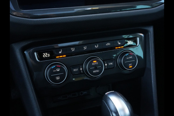 Volkswagen Tiguan 1.5 TSI ACT Comfortline Business | Navigatie | Adaptive Cruise | Stoelverwarming